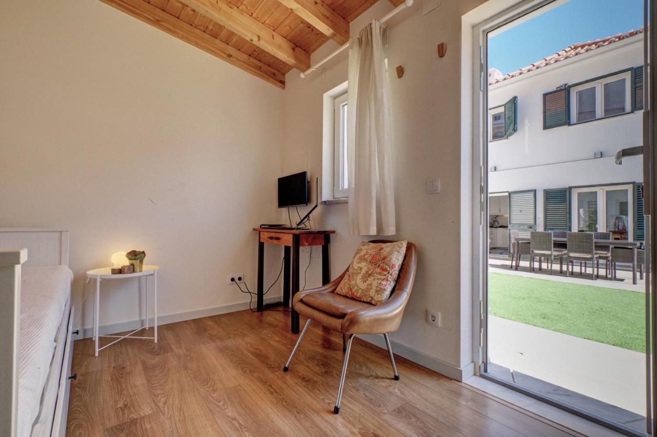 Comfortable Town House In Quiet Area By Lovelystay リスボン エクステリア 写真